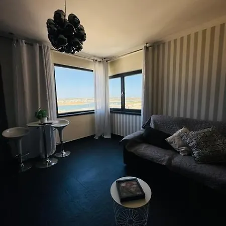 Sofiamarholidays T4 Marina View River Apartment *