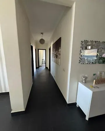 Sofiamarholidays T4 Marina View River Apartment *